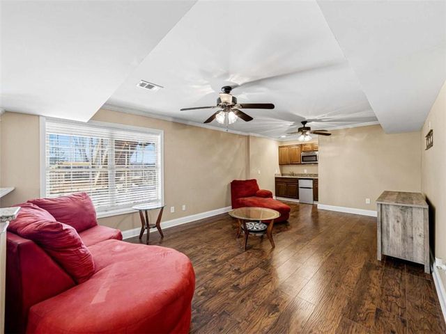 10 Logans Run, Covington, GA 30016