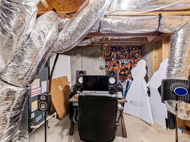 10 Logans Run, Covington, GA 30016