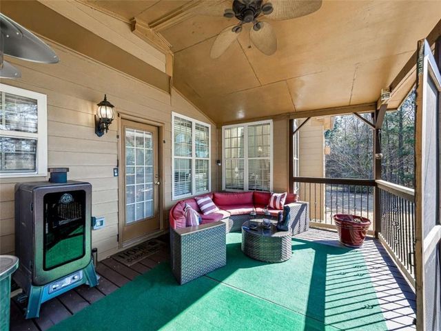 10 Logans Run, Covington, GA 30016