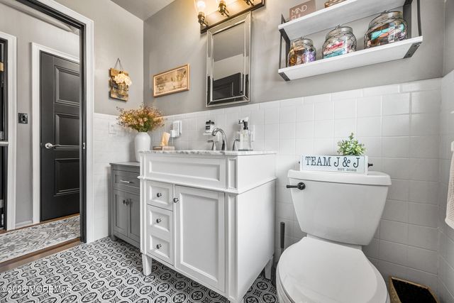 465 Commodore Drive, Forked River, NJ 08731