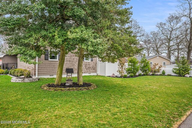 465 Commodore Drive, Forked River, NJ 08731