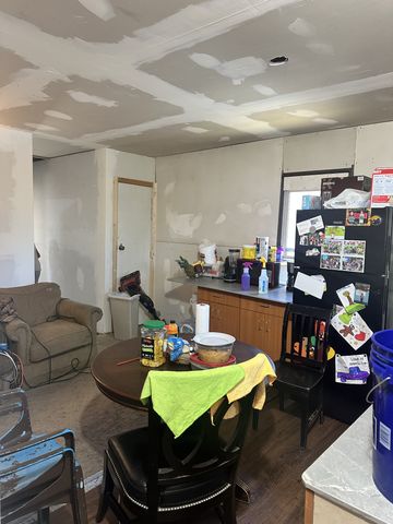 412 W 2nd St, Hopkinsville, KY 42240