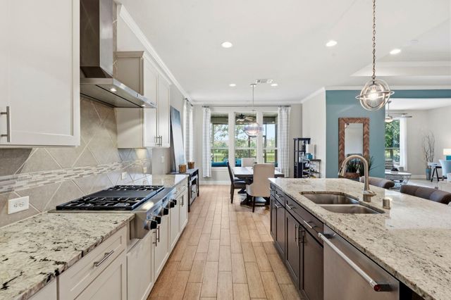 335 Kerry Bog Lane, The Woodlands, TX 77382