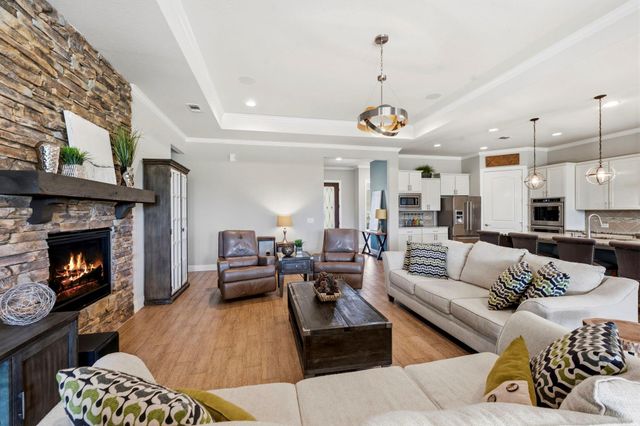 335 Kerry Bog Lane, The Woodlands, TX 77382