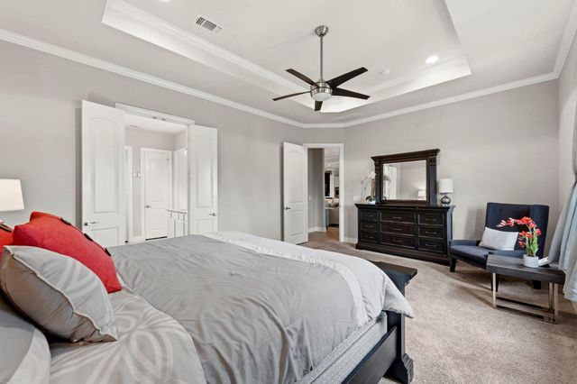 335 Kerry Bog Lane, The Woodlands, TX 77382