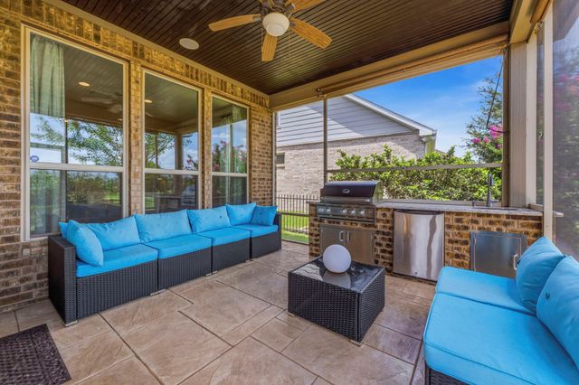 335 Kerry Bog Lane, The Woodlands, TX 77382
