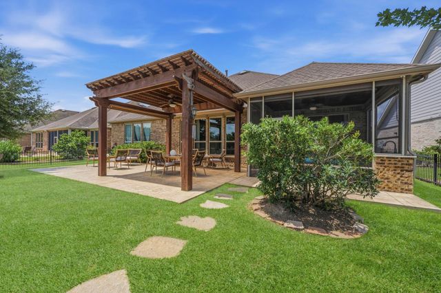335 Kerry Bog Lane, The Woodlands, TX 77382
