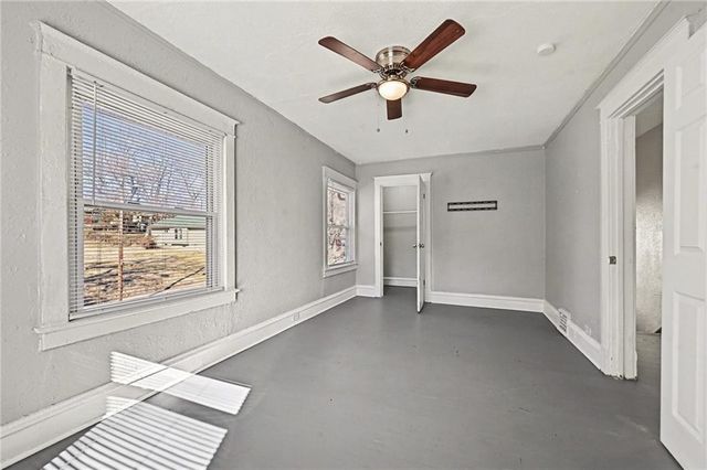 2463 Denver Avenue, Kansas City, MO 64127