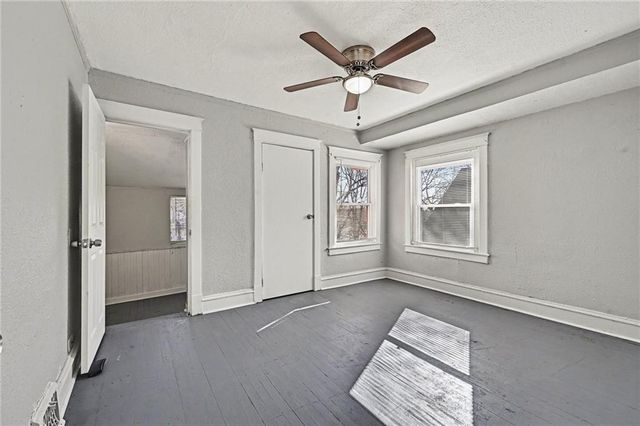 2463 Denver Avenue, Kansas City, MO 64127