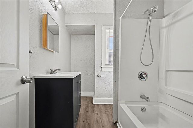 2463 Denver Avenue, Kansas City, MO 64127