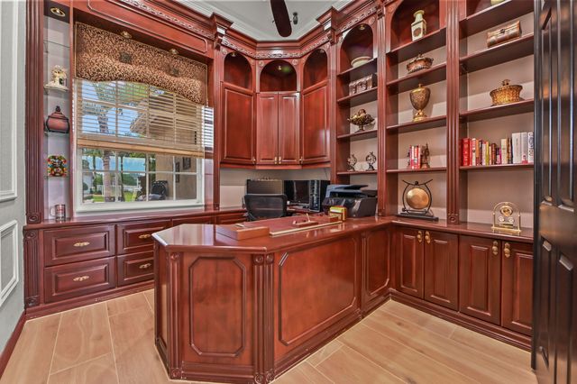 11852 Osprey Point Circle, Wellington, FL 33449