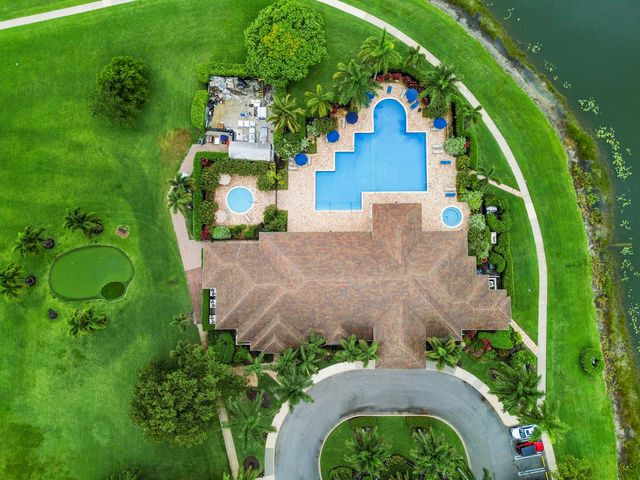 11852 Osprey Point Circle, Wellington, FL 33449