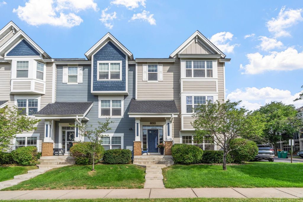 15650 Cobblestone Lake Parkway 1105, Apple Valley, MN 55124 — exterior
