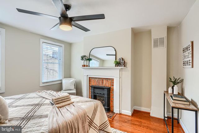 14 E HAMBURG ST E, Baltimore, MD 21230