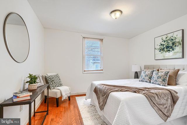 14 E HAMBURG ST E, Baltimore, MD 21230