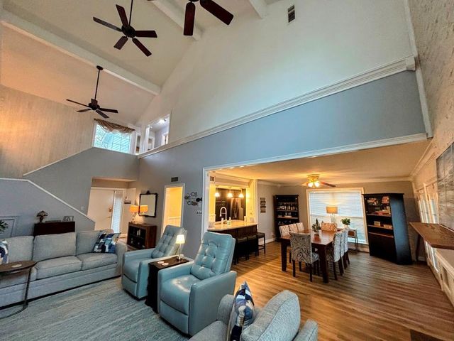 400 Echo Lane 26, Livingston, TX 77351