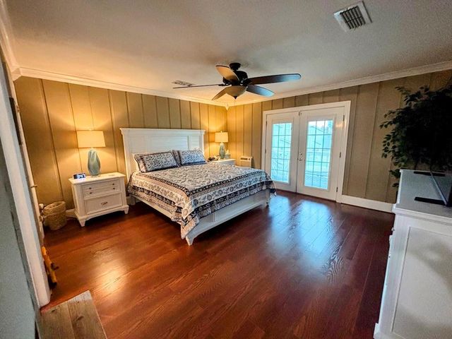 400 Echo Lane 26, Livingston, TX 77351