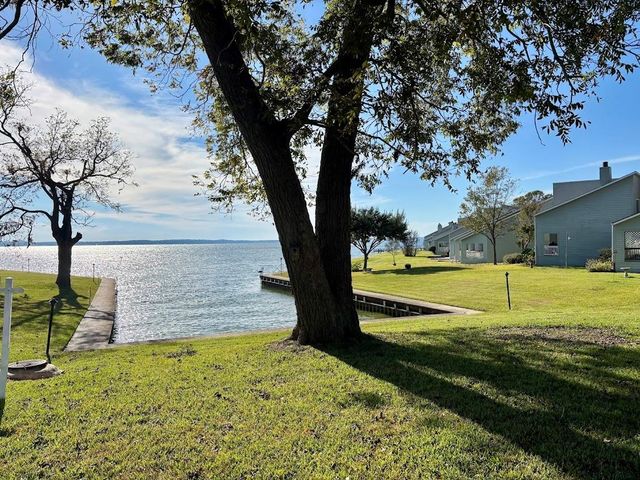 400 Echo Lane 26, Livingston, TX 77351