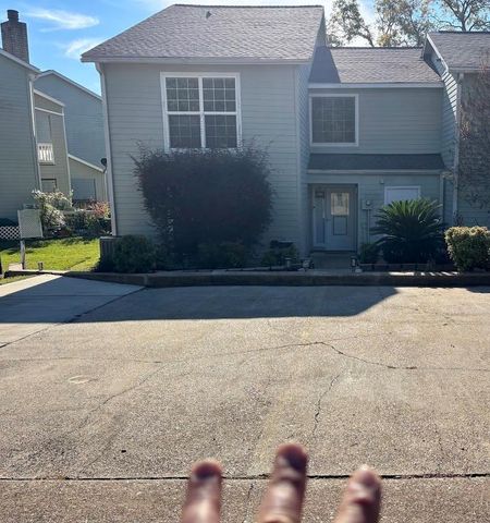 400 Echo Lane 26, Livingston, TX 77351