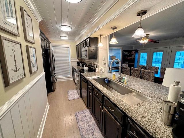 400 Echo Lane 26, Livingston, TX 77351