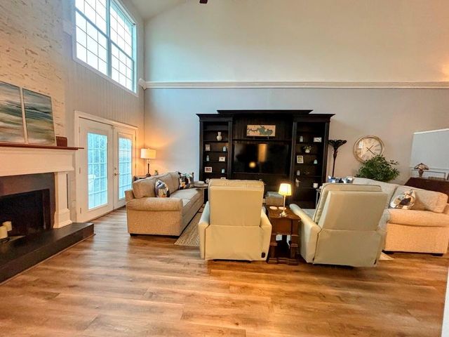 400 Echo Lane 26, Livingston, TX 77351