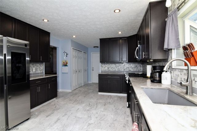 494 White Spruce Drive, Macedonia, OH 44056