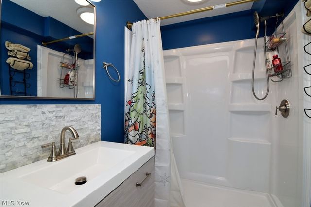 494 White Spruce Drive, Macedonia, OH 44056