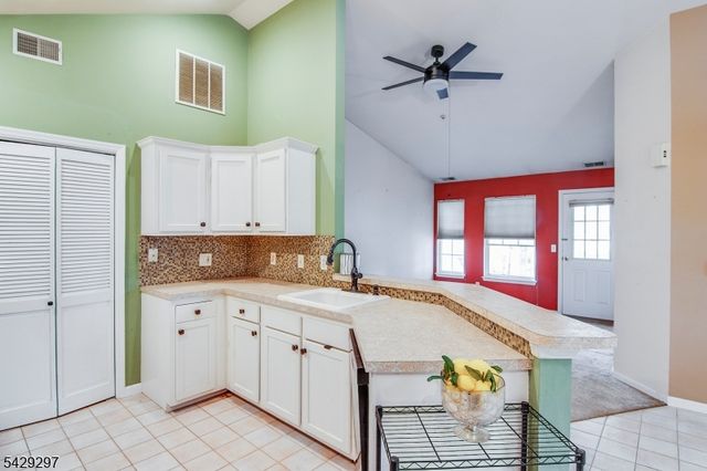 5616 Tudor Dr 5616, Pequannock Twp., NJ 07444