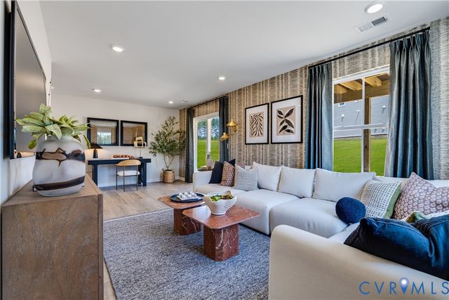 8724 Pioneer Hill Dr, Chesterfield, VA 23832