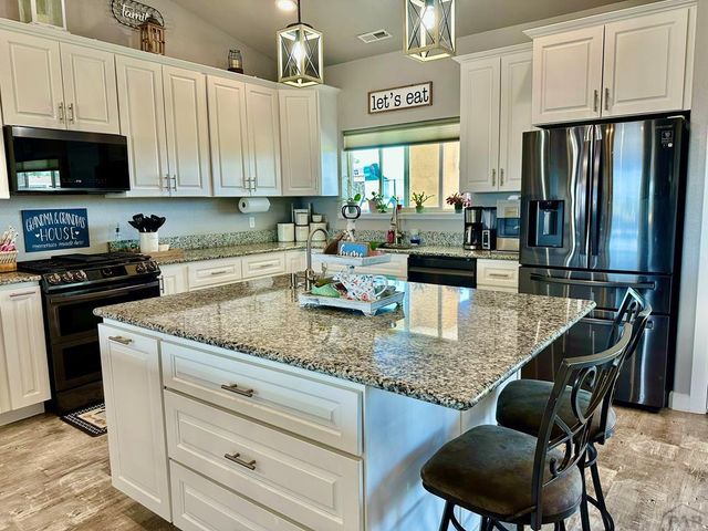 2064 W Hesperus Dr, Pueblo West, CO 81007