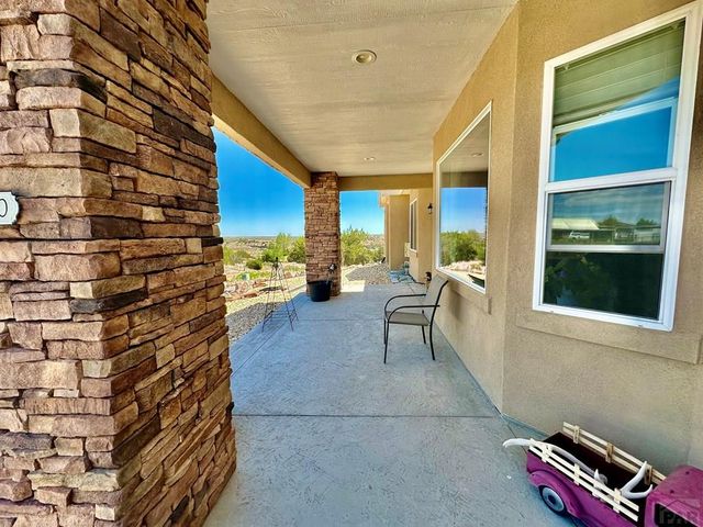 2064 W Hesperus Dr, Pueblo West, CO 81007