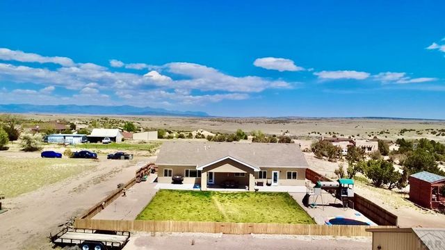 2064 W Hesperus Dr, Pueblo West, CO 81007