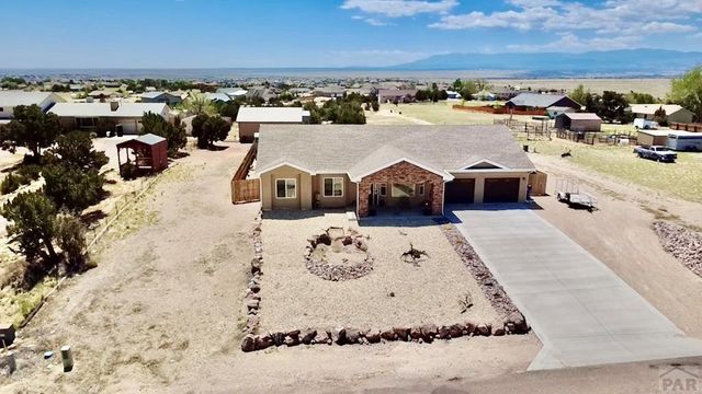 2064 W Hesperus Dr, Pueblo West, CO 81007
