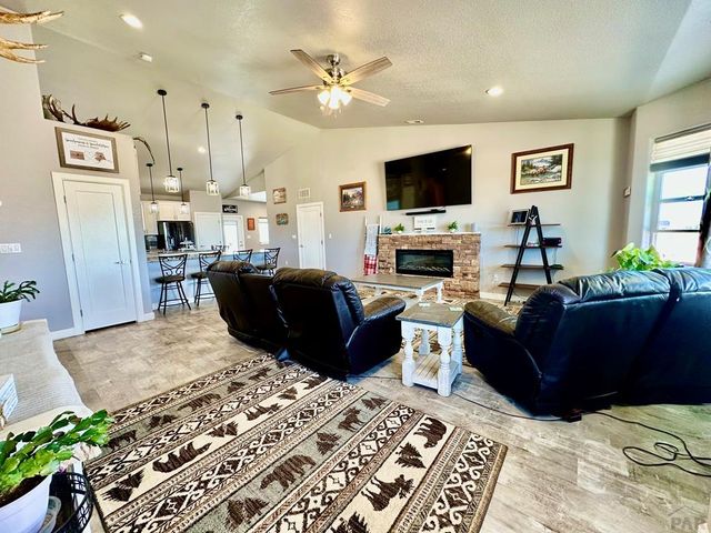 2064 W Hesperus Dr, Pueblo West, CO 81007