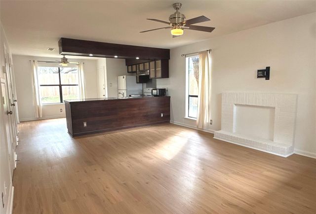 1603 Waterloo TRL B, Austin, TX 78704