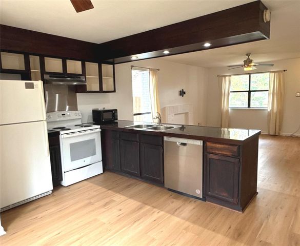1603 Waterloo TRL B, Austin, TX 78704