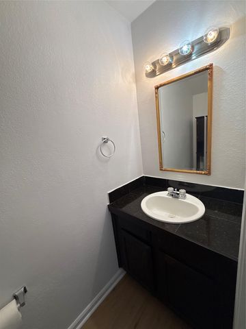 1603 Waterloo TRL B, Austin, TX 78704