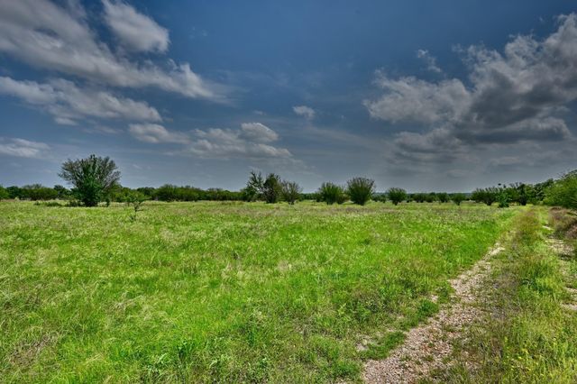 544 E Fm 1291, Round Top, TX 78954