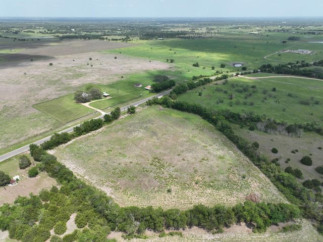 544 E Fm 1291, Round Top, TX 78954
