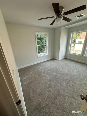 1083 Whalley Avenue B, New Haven, CT 06515