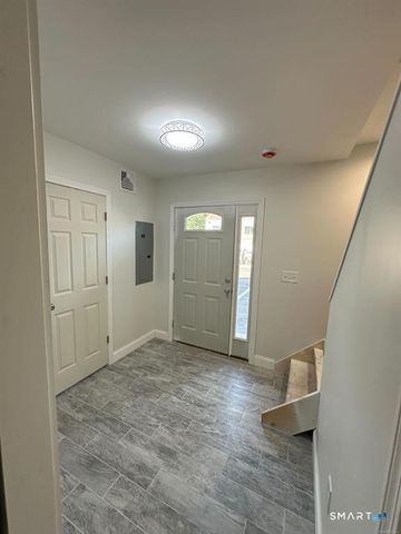 1083 Whalley Avenue B, New Haven, CT 06515