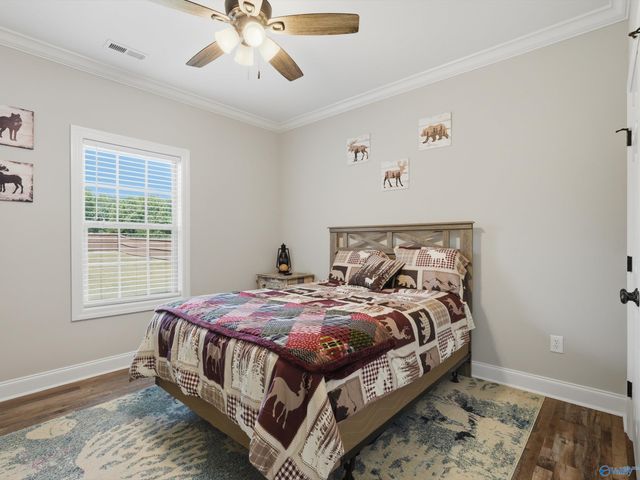 26879 Leslie Lane, Elkmont, AL 35620
