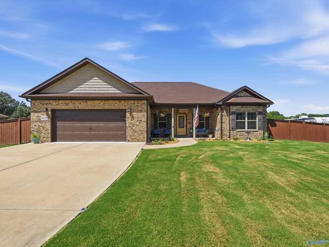 26879 Leslie Lane, Elkmont, AL 35620