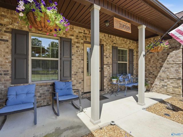 26879 Leslie Lane, Elkmont, AL 35620