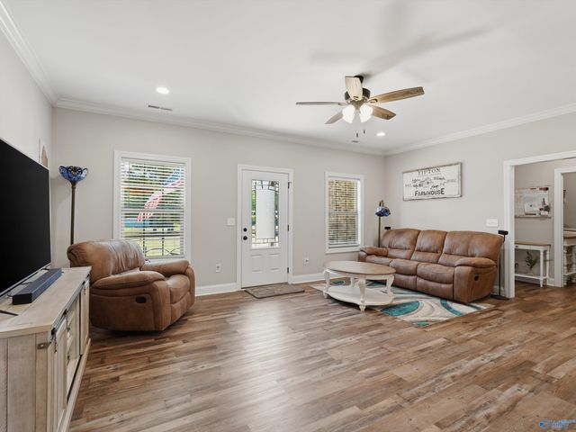 26879 Leslie Lane, Elkmont, AL 35620