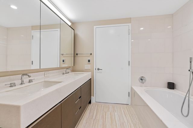 100 Lovejoy Wharf 11F, Boston, MA 02114