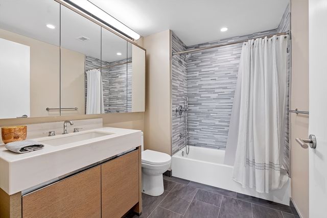 100 Lovejoy Wharf 11F, Boston, MA 02114