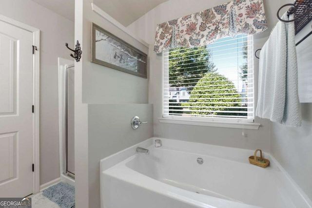 260 Creek View Lane, Acworth, GA 30102