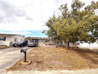 9337 BARRINGTON LANE, Port Richey, FL 34668