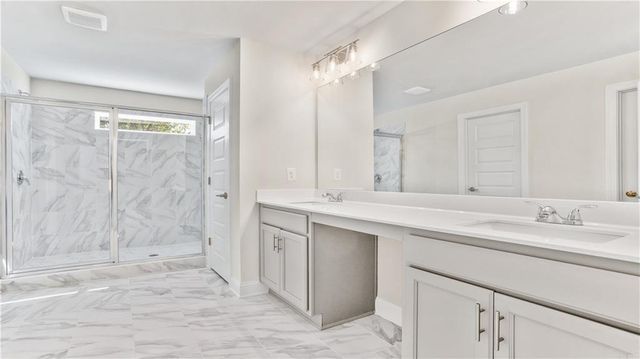 476 Lawson Drive, Mansfield, GA 30055